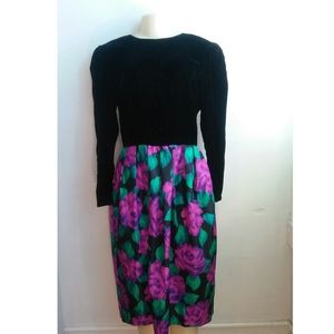 Donna Morgan For Non Stop Velour Dress